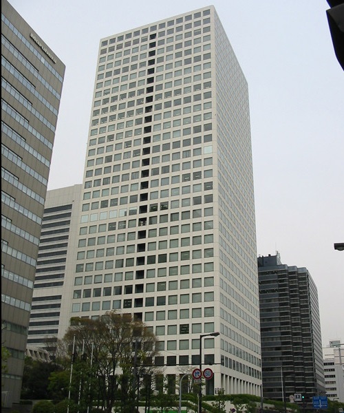 リージャス大阪国際ビルディング　建物外観