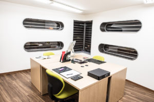 初台センタービル_個室