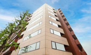 GMOオフィスサポート六本木のビル外観　登記可能住所：東京都港区六本木3丁目16番12号 六本木KSビル5F