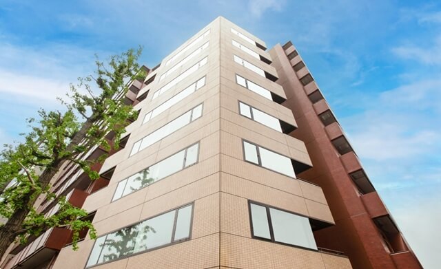 GMOオフィスサポート六本木のビル外観 登記可能住所:東京都港区六本木3丁目16番12号 六本木KSビル5F