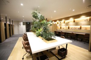 プラスアワーズ新宿　コワーキングスペース