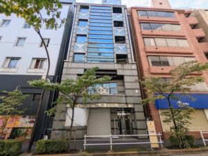 新宿アントレサロン建物外観(住所:東京都新宿区新宿2丁目12番13号 新宿アントレサロンビル)