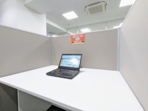 赤坂アントレサロン フリーデスク(私語・電話NGエリア)