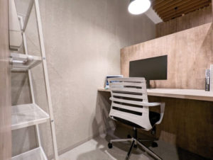 TM office 3 happy 前橋　コワーキングスペース固定席（半個室）室内