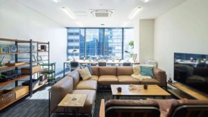 H¹O (エイチワンオー) 西新宿ラウンジ