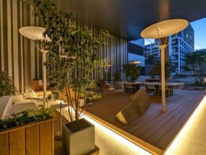 中野セントラルパークサウス　入居者専用ラウンジのテラス