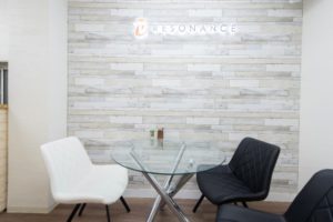 レゾナンス銀座店　テーブル席