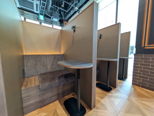 エキスパートオフィス霞が関 ラウンジ ワークスペース ブース席