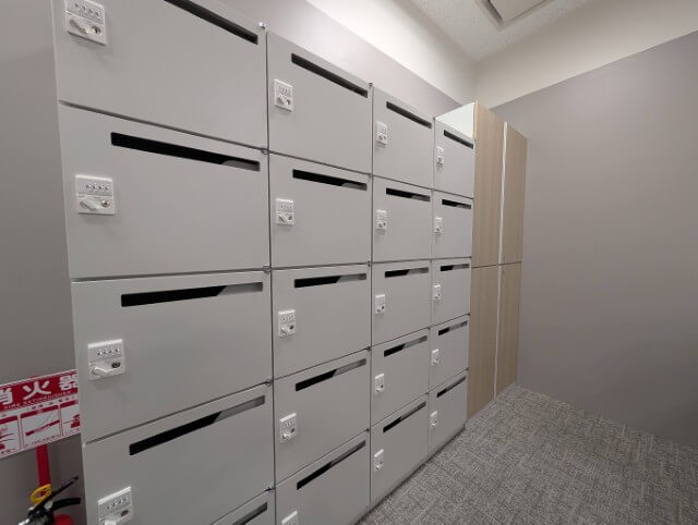 エキスパートオフィス霞が関 27名 セットアップ区画 収納