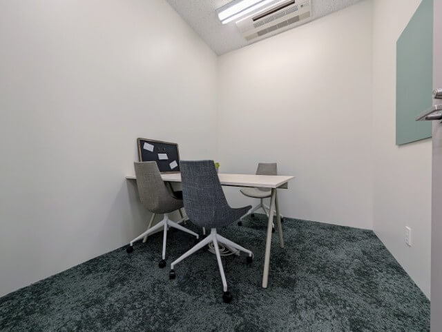 エキスパートオフィス霞が関 33名 セットアップ区画 会議室