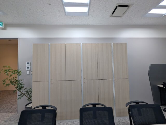 エキスパートオフィス霞が関 33名 セットアップ区画 収納