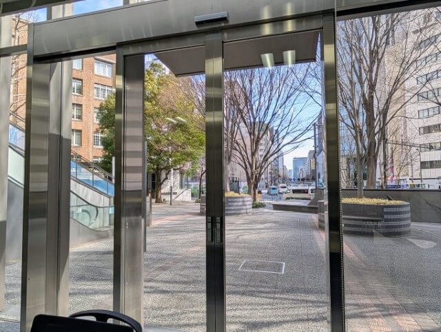 エキスパートオフィス霞が関 22名 セットアップ区画 自動ドア 店舗テナント可