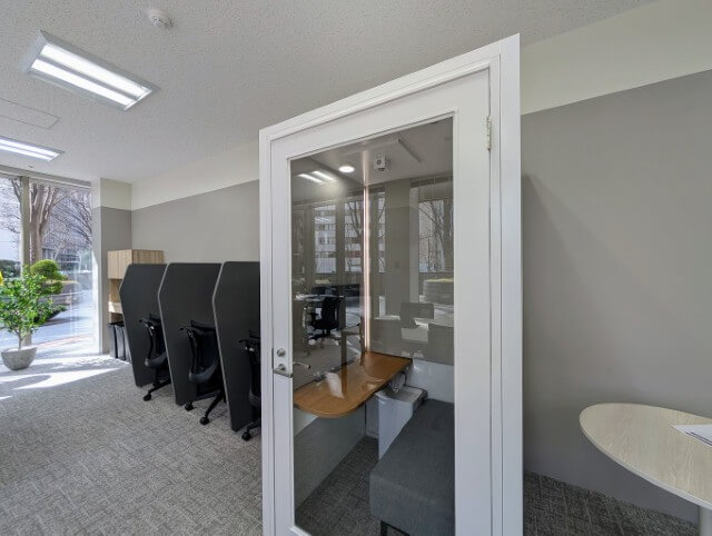 エキスパートオフィス霞が関 22名 セットアップ区画 個室ブース