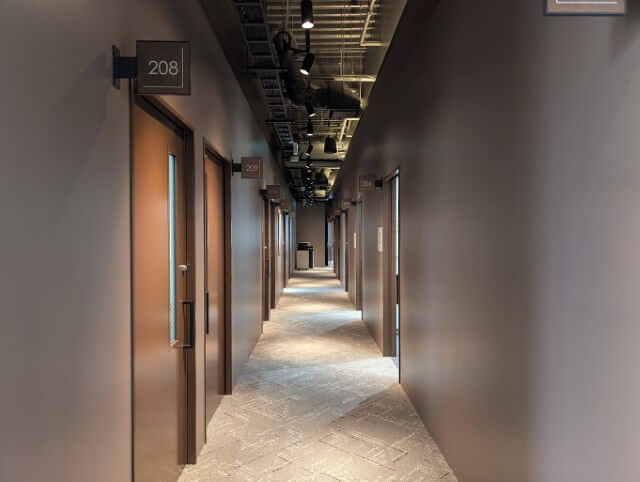 エキスパートオフィス霞が関 レンタルオフィス 廊下