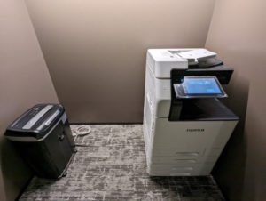 シェアオフィスの複合機・シュレッダー