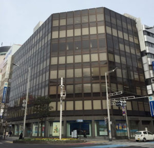 リージャス小倉駅前