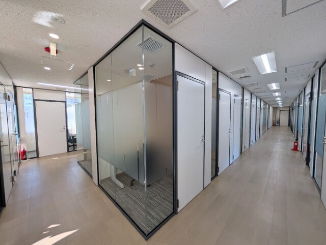 リージャス六本木三河台スクエア レンタルオフィス(廊下)