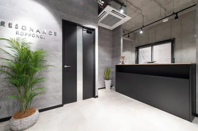 レゾナンス六本木店 受付