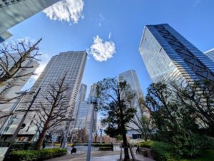 西新宿の高層ビル群