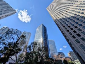 西新宿の高層ビル群