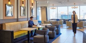 シグネチャー福岡大名ガーデンシティ　ラウンジ