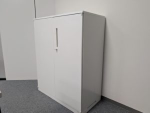 SPACES品川　レンタルオフィス　収納棚