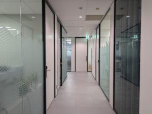 SPACES品川　レンタルオフィス　共用廊下