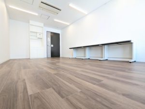 THE HUB 銀座 OCT　10名用 レンタルオフィス（完全個室）