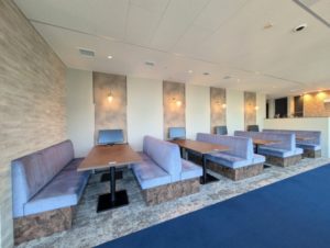 ワークスタイリング霞が関ビルディング　オープンスペース・打ち合わせ向きソファ席