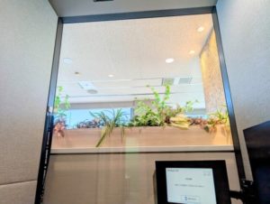 ワークスタイリング霞が関ビルディング 1人用個室シェアオフィス　パーソナルフィールド置き型ブースの室内