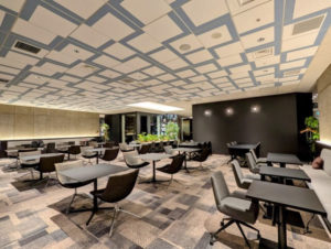 ワークスタイリング日本橋三井タワー　オープンスペース（ラウンジ）打ち合わせや一人作業