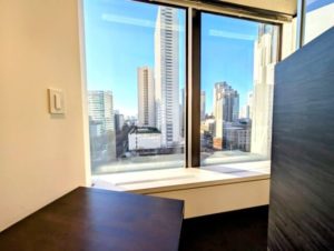 ワークスタイリング新宿三井ビルディング　オープンスペース　半個室