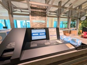 ワークスタイリング汐留シティセンター　チェックイン機