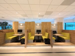 ワークスタイリング汐留シティセンター　オープンスペース　打ち合わせ席