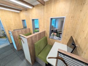 ワークスタイリング汐留シティセンター　オープンスペース　車両モチーフ席