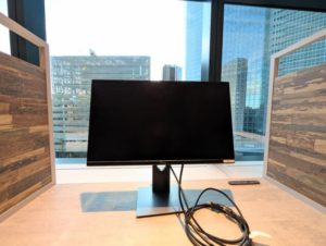 ワークスタイリング汐留シティセンター　オープンスペース　1名席コワーキングスペース　窓際席