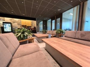 ワークスタイリング汐留シティセンター　FLEXレンタルオフィス　ラウンジ