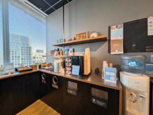 ワークスタイリング東京ミッドタウン日比谷　カフェコーナー