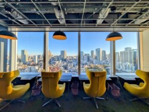 ワークスタイリング東京ミッドタウン(六本木)　オープンスペース　リラックスエリア　エッグチェア