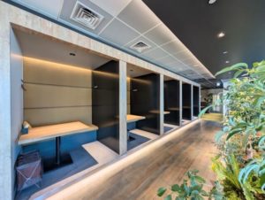 ワークスタイリング東京ミッドタウン(六本木)　オープンスペース　半個室