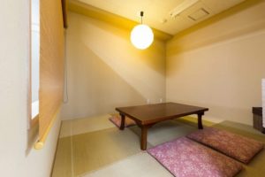 サムライスクエア和室