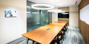 エキスパートオフィス大宮　12名用 会議室
